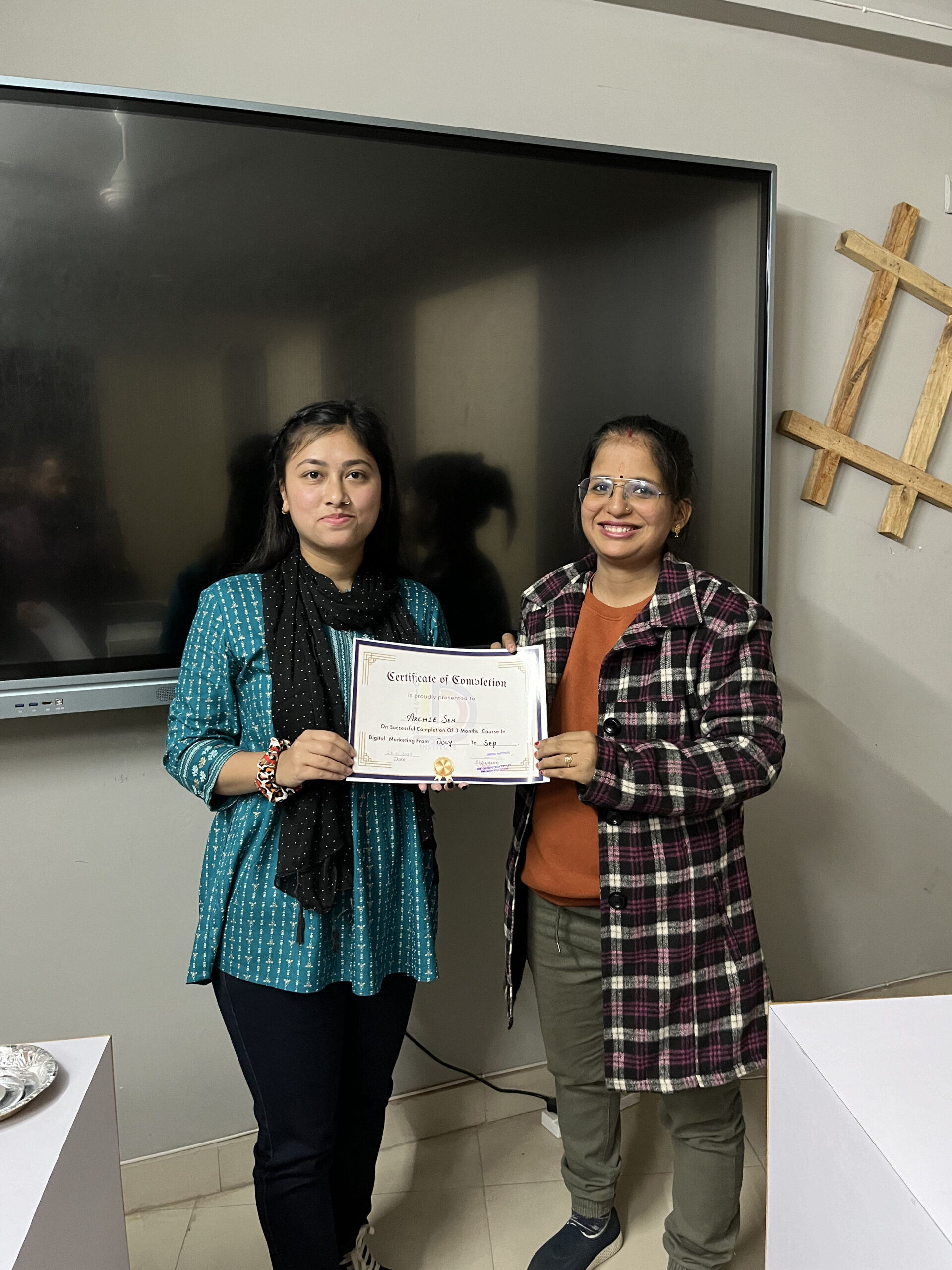 Diston Institutes Digital marketing Students
